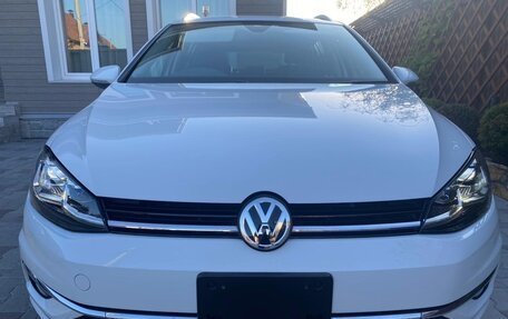 Volkswagen Golf VII, 2018 год, 1 330 000 рублей, 17 фотография
