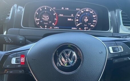Volkswagen Golf VII, 2018 год, 1 330 000 рублей, 12 фотография