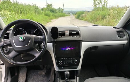 Skoda Yeti I рестайлинг, 2013 год, 1 100 000 рублей, 16 фотография