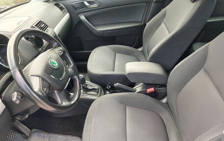 Skoda Yeti I рестайлинг, 2013 год, 1 100 000 рублей, 14 фотография