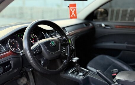 Skoda Superb III рестайлинг, 2010 год, 880 000 рублей, 4 фотография