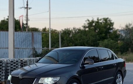 Skoda Superb III рестайлинг, 2010 год, 880 000 рублей, 2 фотография