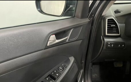 Hyundai Tucson III, 2018 год, 2 160 000 рублей, 15 фотография