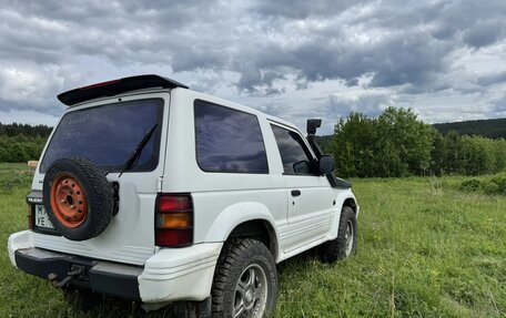 Mitsubishi Pajero III рестайлинг, 1992 год, 550 000 рублей, 3 фотография