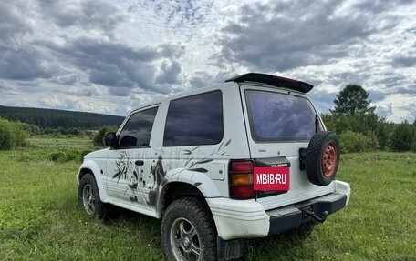Mitsubishi Pajero III рестайлинг, 1992 год, 550 000 рублей, 4 фотография