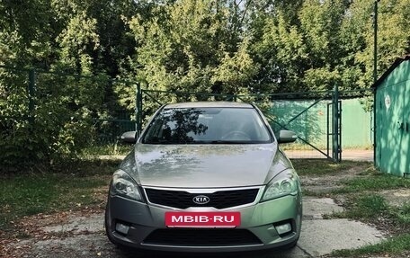 KIA cee'd I рестайлинг, 2010 год, 750 000 рублей, 3 фотография