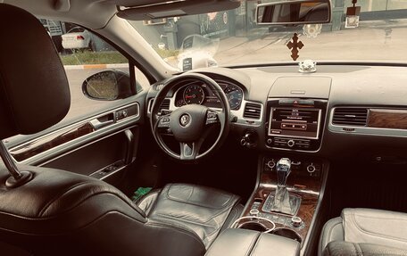 Volkswagen Touareg III, 2012 год, 2 000 000 рублей, 11 фотография