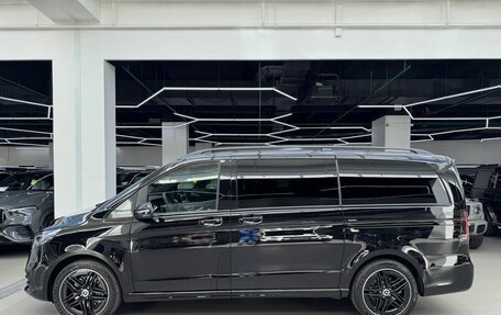 Mercedes-Benz V-Класс, 2026 год, 14 890 000 рублей, 7 фотография