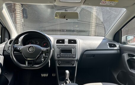 Volkswagen Polo VI (EU Market), 2016 год, 1 300 000 рублей, 6 фотография