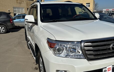Toyota Land Cruiser 200, 2013 год, 3 200 000 рублей, 7 фотография