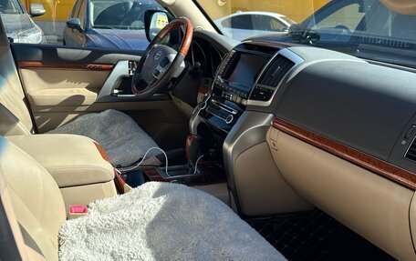 Toyota Land Cruiser 200, 2013 год, 3 200 000 рублей, 5 фотография