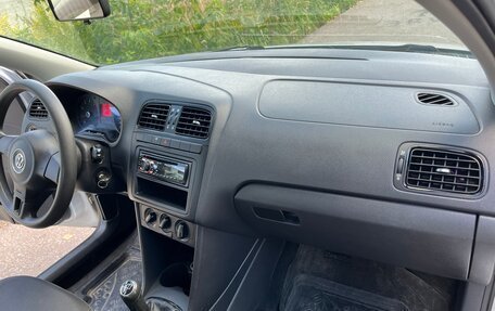 Volkswagen Polo VI (EU Market), 2011 год, 650 000 рублей, 9 фотография