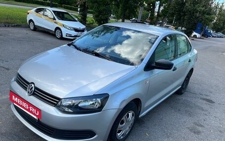 Volkswagen Polo VI (EU Market), 2011 год, 650 000 рублей, 2 фотография
