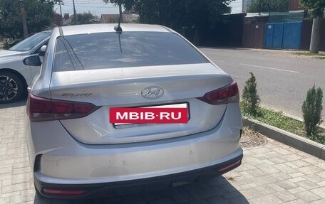 Hyundai Solaris II рестайлинг, 2022 год, 1 300 000 рублей, 2 фотография
