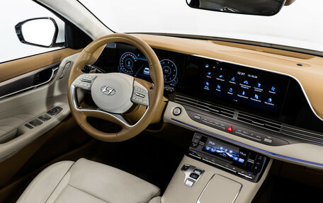 Hyundai Grandeur, 2021 год, 4 750 000 рублей, 17 фотография