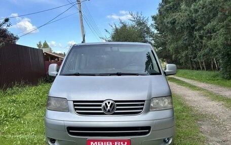 Volkswagen Caravelle T5, 2009 год, 1 340 000 рублей, 1 фотография