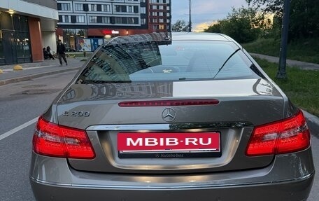 Mercedes-Benz E-Класс, 2012 год, 1 600 000 рублей, 6 фотография