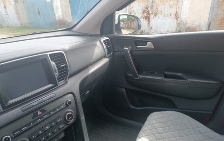 KIA Sportage IV рестайлинг, 2017 год, 2 150 000 рублей, 8 фотография