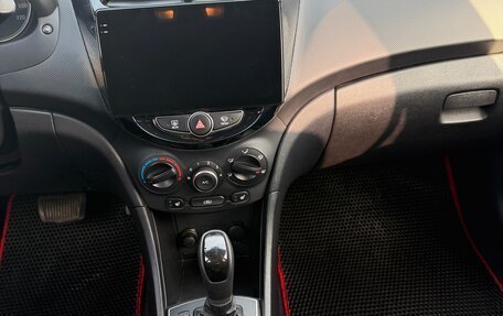Hyundai Solaris II рестайлинг, 2014 год, 970 000 рублей, 10 фотография