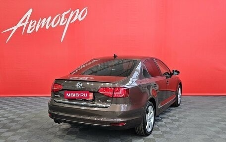 Volkswagen Jetta VI, 2017 год, 1 499 000 рублей, 5 фотография