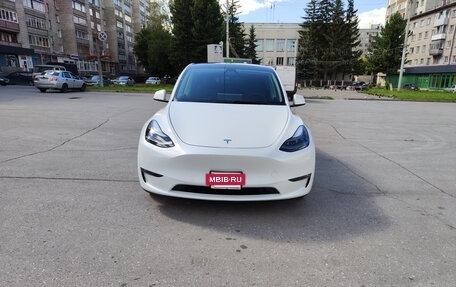 Tesla Model Y I, 2021 год, 4 800 000 рублей, 2 фотография