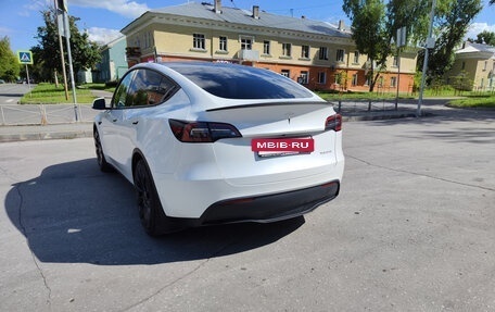 Tesla Model Y I, 2021 год, 4 800 000 рублей, 5 фотография