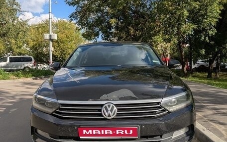 Volkswagen Passat B8 рестайлинг, 2018 год, 1 250 000 рублей, 1 фотография