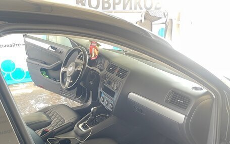 Volkswagen Jetta VI, 2012 год, 890 000 рублей, 5 фотография