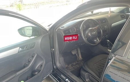 Volkswagen Jetta VI, 2012 год, 890 000 рублей, 6 фотография