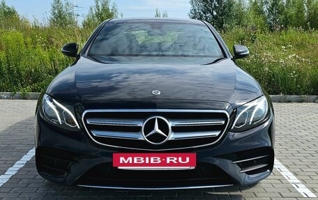 Mercedes-Benz E-Класс, 2019 год, 3 585 000 рублей, 2 фотография