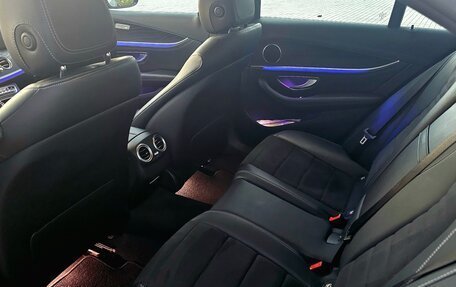Mercedes-Benz E-Класс, 2019 год, 3 585 000 рублей, 9 фотография