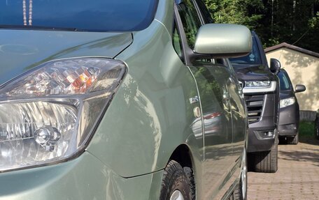Toyota Prius, 2008 год, 830 000 рублей, 2 фотография