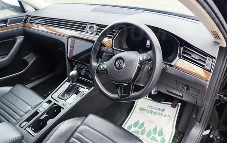 Volkswagen Passat B8 рестайлинг, 2017 год, 1 700 000 рублей, 18 фотография