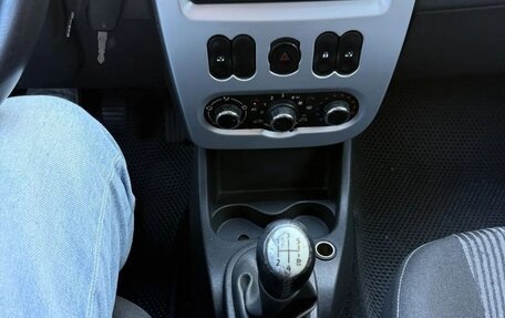 Renault Logan I, 2013 год, 299 000 рублей, 13 фотография