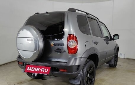 Chevrolet Niva I рестайлинг, 2018 год, 860 000 рублей, 7 фотография