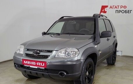 Chevrolet Niva I рестайлинг, 2018 год, 860 000 рублей, 3 фотография