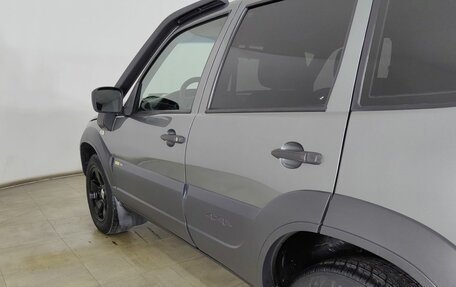 Chevrolet Niva I рестайлинг, 2018 год, 860 000 рублей, 23 фотография