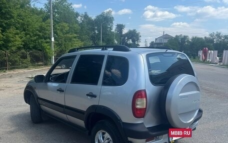 Chevrolet Niva I рестайлинг, 2003 год, 285 000 рублей, 4 фотография