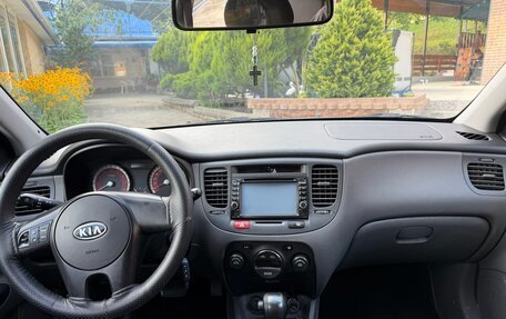 KIA Rio II, 2011 год, 650 000 рублей, 5 фотография
