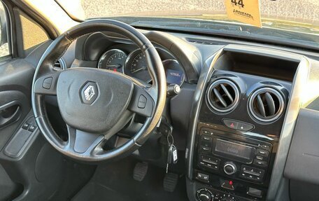 Renault Duster I рестайлинг, 2017 год, 1 369 000 рублей, 3 фотография