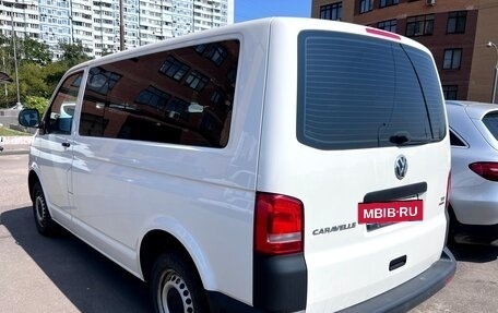 Volkswagen Caravelle T5, 2013 год, 2 500 000 рублей, 3 фотография