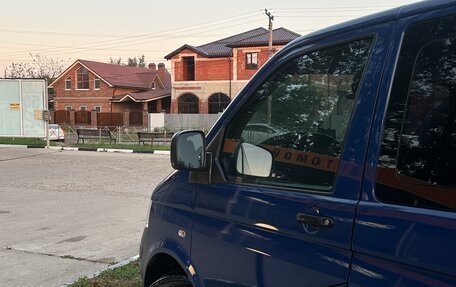 Volkswagen Transporter T5 рестайлинг, 2009 год, 1 950 000 рублей, 6 фотография