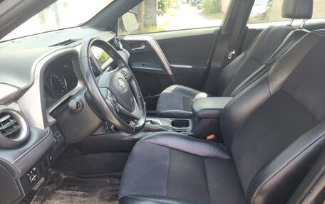 Toyota RAV4, 2016 год, 2 570 000 рублей, 12 фотография