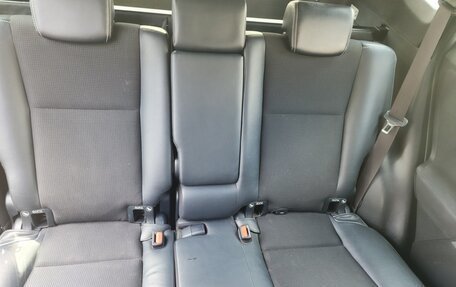 Toyota RAV4, 2016 год, 2 570 000 рублей, 11 фотография