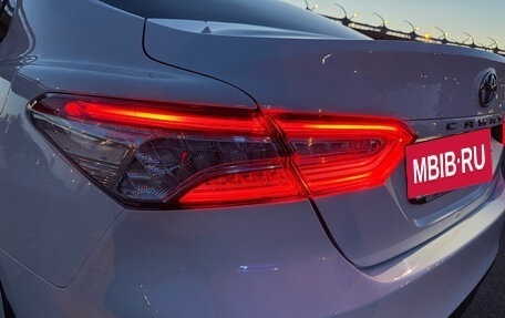 Toyota Camry, 2018 год, 3 200 000 рублей, 18 фотография
