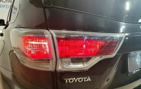Toyota Highlander III, 2014 год, 2 659 000 рублей, 6 фотография