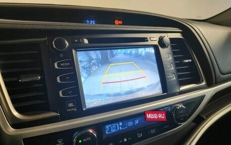 Toyota Highlander III, 2014 год, 2 659 000 рублей, 10 фотография