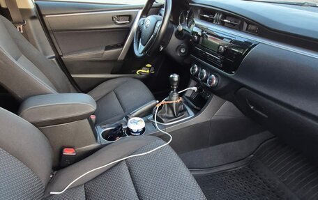 Toyota Corolla, 2013 год, 1 200 000 рублей, 11 фотография