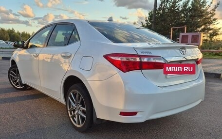 Toyota Corolla, 2013 год, 1 200 000 рублей, 5 фотография