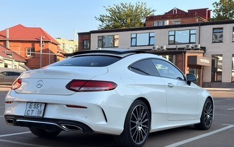 Mercedes-Benz C-Класс, 2018 год, 2 500 000 рублей, 13 фотография